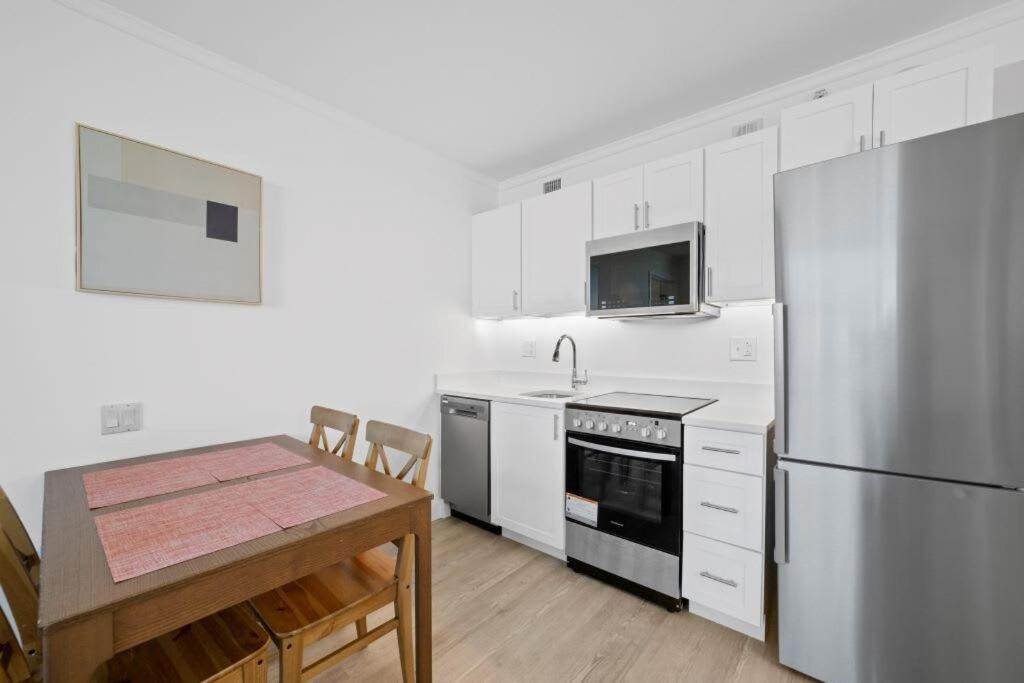 Huge Beachfront Condo Cozysuites At Showboat Atlantic City Bagian luar foto